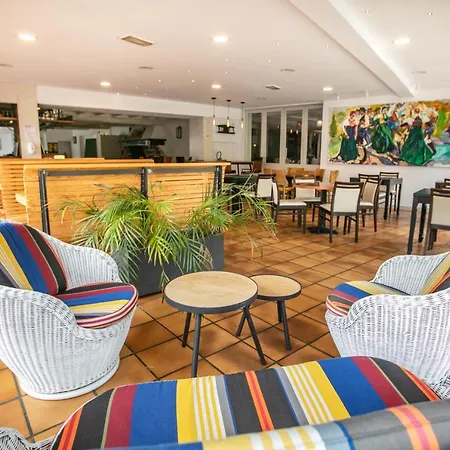 Restaurant Bonnet מלון 3*