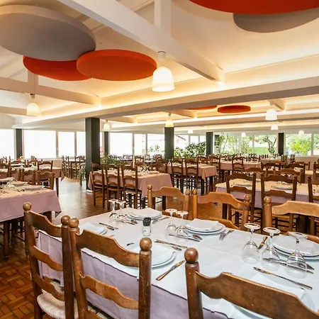 Restaurant Bonnet מלון 3*